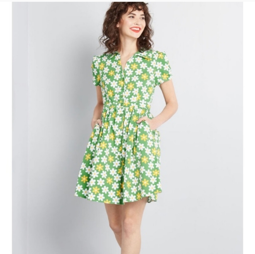60s Inspired Modcloth Daisy Dress